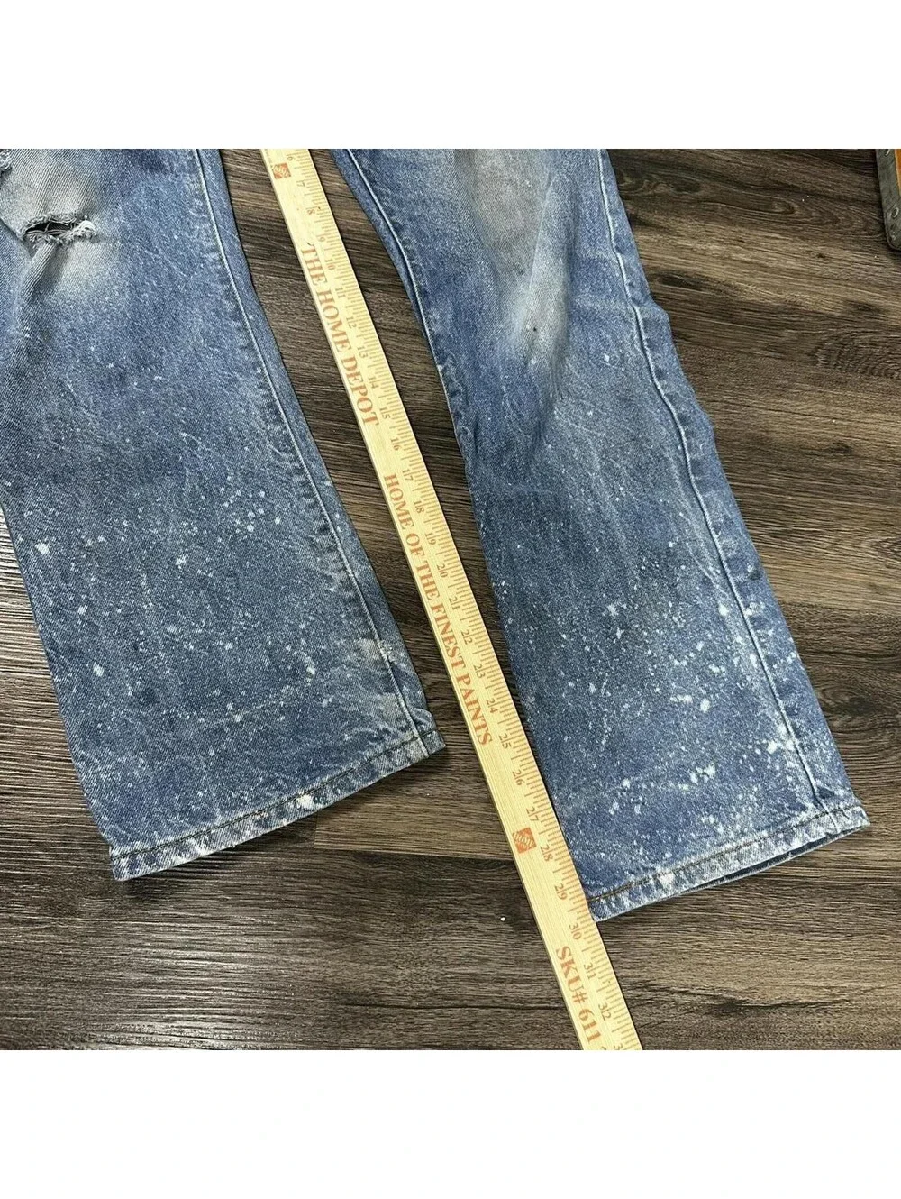 Vintage Levi’s distressed 517 bootcut denim jeans workwear  32x30